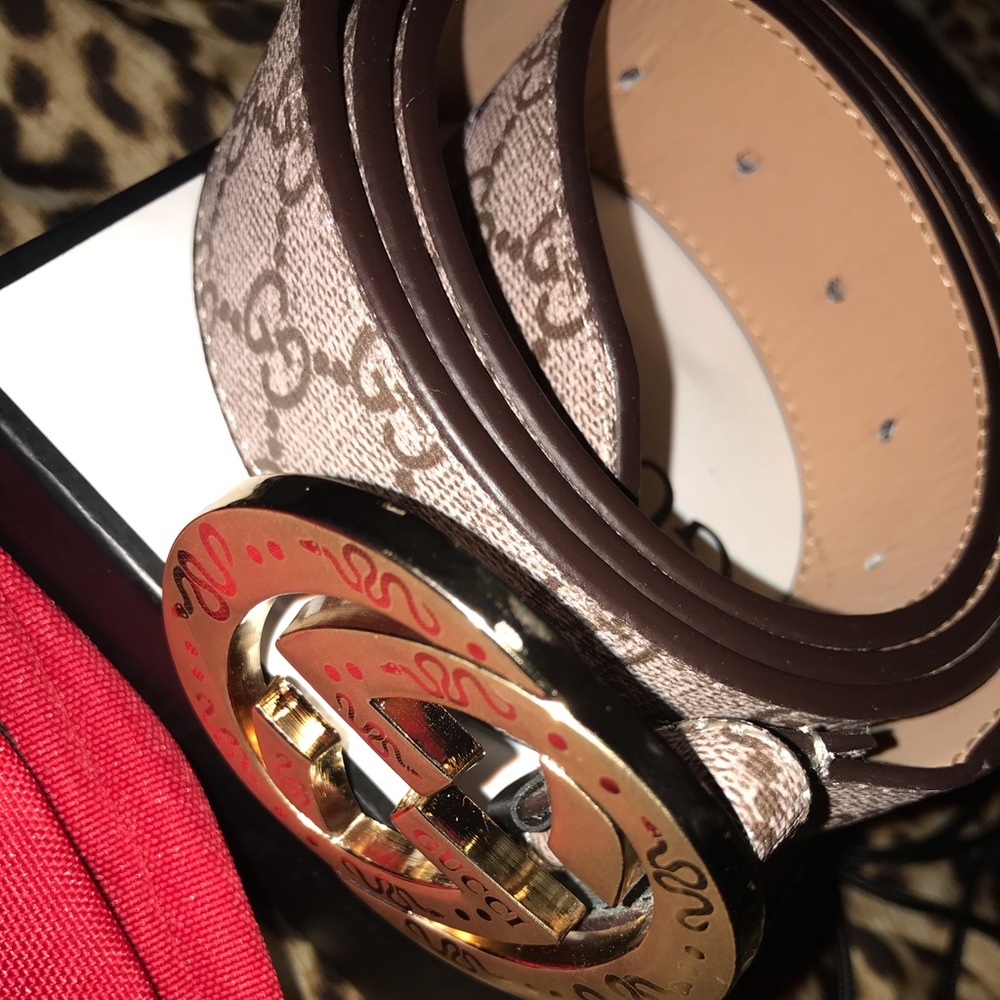 Gucci belt